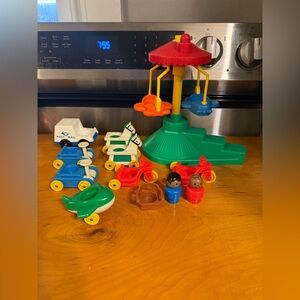 Vintage Fisher Price Little People Lot W/ Amusement Park Airplane Ride